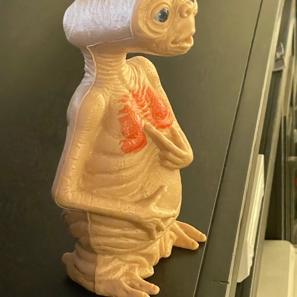 E.T. AMAZING toy and still talks!!!! Well loved - Picture 5 of 5